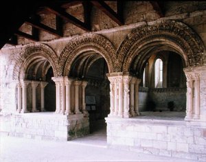 Triple arcade menant à la salle capitulaire, 1157-1211